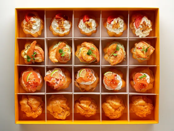 Profiteroles box