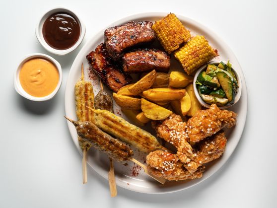 М'ясна тарілка BBQ ᐈ Замовити у Києві | Євразія